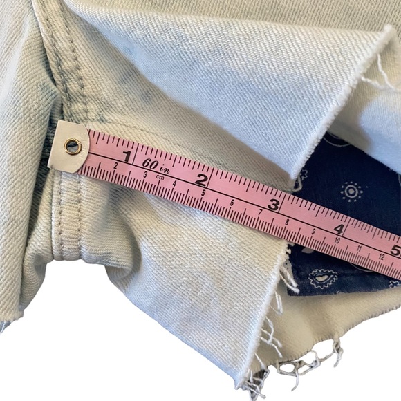 Old Navy NWT Stonewashed O.G. High Rise Shorts 6 - Picture 10 of 11